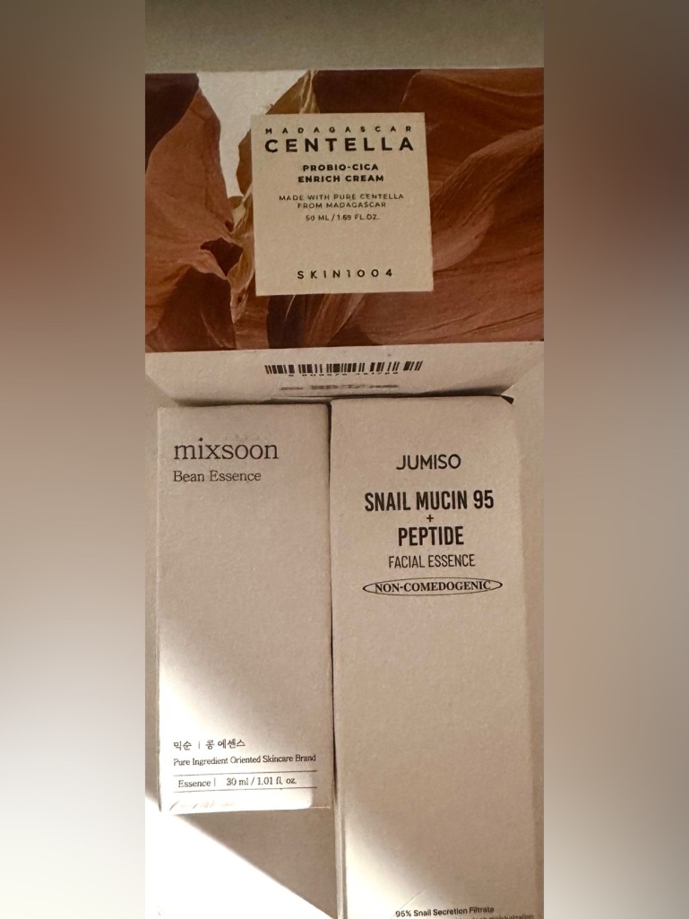 Jumiso Snail Mucin 95 + Peptide Facial Essence –Mixsoon—Centella